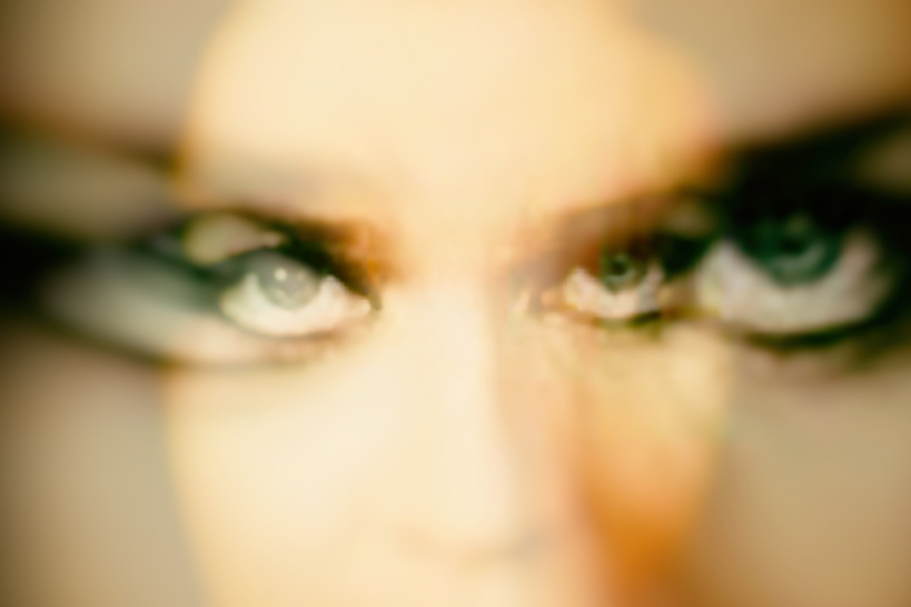 Hélène Delcroix, la voyance à deux... Hélène Delcroix, la voyance à deux...